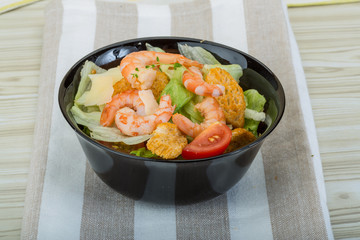 Caesar salad with shrimps