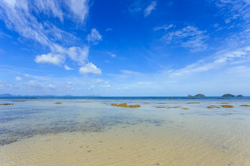 Tropical sea and blue sky in Koh Samui, Thailand