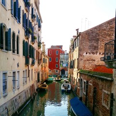Fototapeta na wymiar Ordinary day in Venice