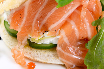 Salmon with cream cheese