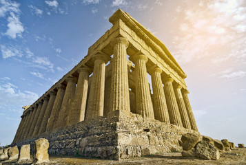 Obraz premium Temple of Concordia at Sunset