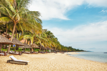 Obraz na płótnie Canvas Exotic tropical beach.