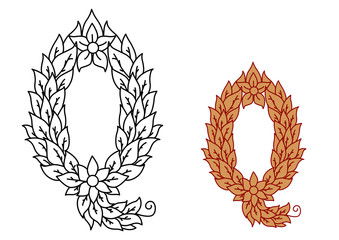 Letter Q in a foliate font