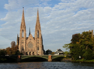 Fototapeta na wymiar Kirche Saint Paul in Straßburg