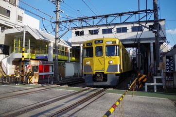 西武新宿線の踏切