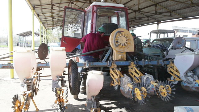 tractor and seeder machine