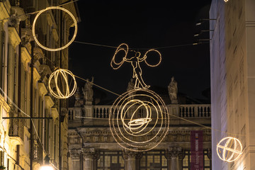 The tightrope on the circle of light, Turin