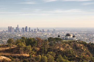 Naklejka premium Los Angeles, California, USA downtown skyline from Griffith Park
