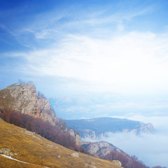 Obraz premium mountain scene in a rays of sun