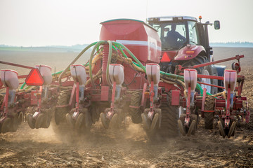 Obraz premium Tractor on the field
