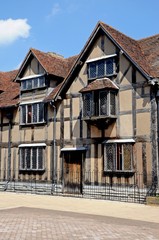 Shakespeares birthplace, Stratford-upon-Avon © Arena Photo UK
