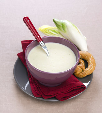 cream soup with endive