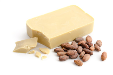Kakaobutter und Kakaobohnen