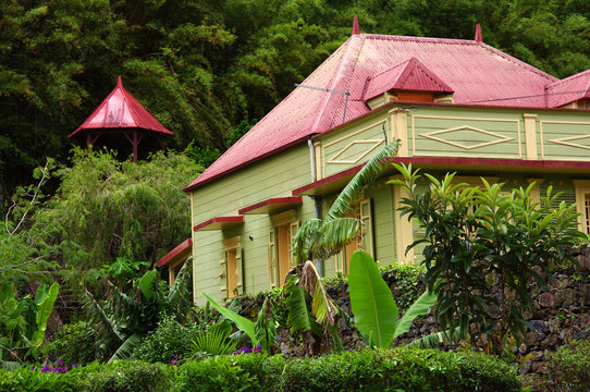 La R&eacute;union - Cases &agrave; Hell-Bourg