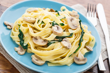Mushroom Spinach Pasta
