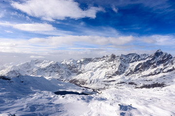 Fototapeta na wymiar Panorama della Valtournenche
