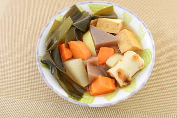 日本伝統料理のおでん