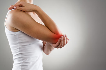 Woman suffering from chronic joint rheumatism - 73732574
