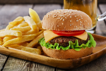 mini burger with French fries