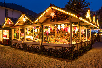 Hütte auf dem Weihnachtsmarkt