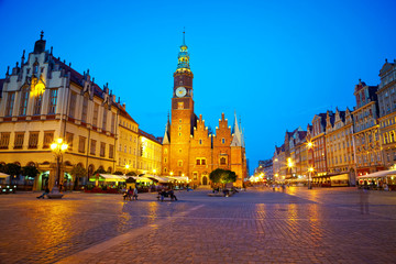 Fototapeta na wymiar The market square at night time. Wroclaw, Poland.