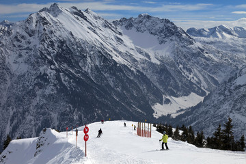 Fototapeta na wymiar Oberstdorf Panorama Skigebiet