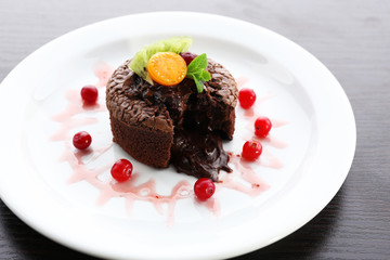 Hot chocolate pudding with fondant centre, close-up