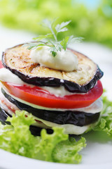 Vegetables with sauce