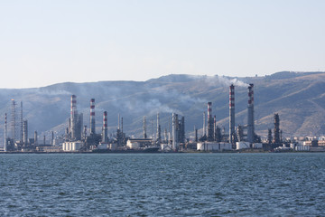 air polluting factory chimneys