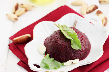 autumn beet salad
