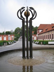 fontana moderna