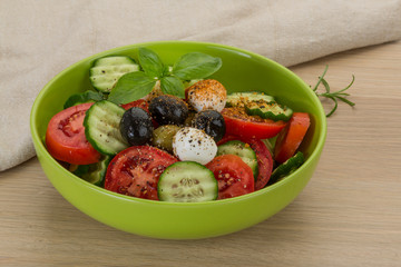 Salad with mozzarella and tomatoes
