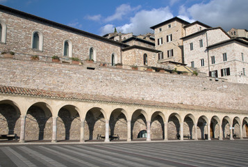 Fototapeta na wymiar San Francesco Square in Assisi