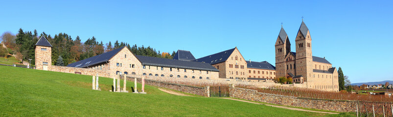 Abtei St. Hildegard bei Rüdesheim am Rhein (November 2014)