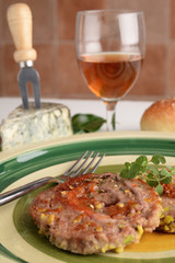 girelle di macinato Con prosciutto,formaggio e pistaccho