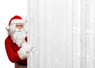 Leere Wand und Weihnachtsmann