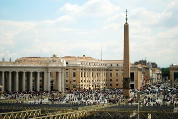 Tourists at Saint Peter's Square in Vatican city