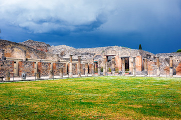 Fototapeta na wymiar Ruins of pillars