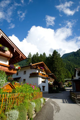 Fototapeta na wymiar Mayrhofen - Zillertaler Alpen - Österreich