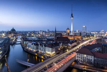 Fotobehang Berlijn Berlijnse skyline aan de Spree