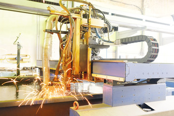 image of a machine for the laser cutting metal in water