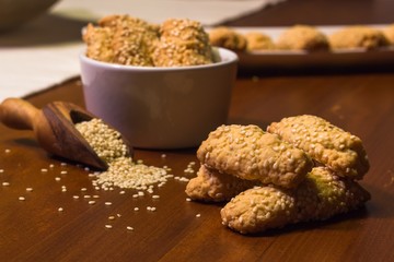 biscuit with sesame