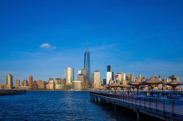 Fototapeta premium Manhattan Skyline from Jersey at twilight, New York City