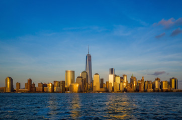 Obraz na płótnie Canvas Manhattan Skyline from Jersey at twilight, New York City