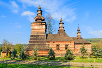 Wooden church in Skwirtne village, Beskid Niski Mountains - obrazy, fototapety, plakaty