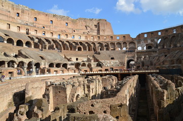Coloseum mit Himmelblau