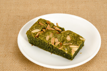 Green tea cake