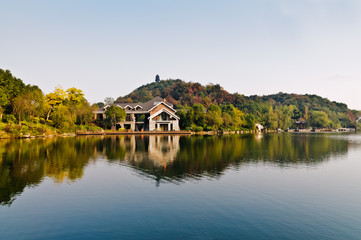 Fototapeta na wymiar China hangzhou beautiful scenery in the park