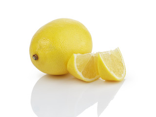 ripe lemon slices
