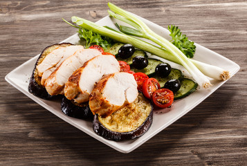 Roast chicken fillet and vegetables